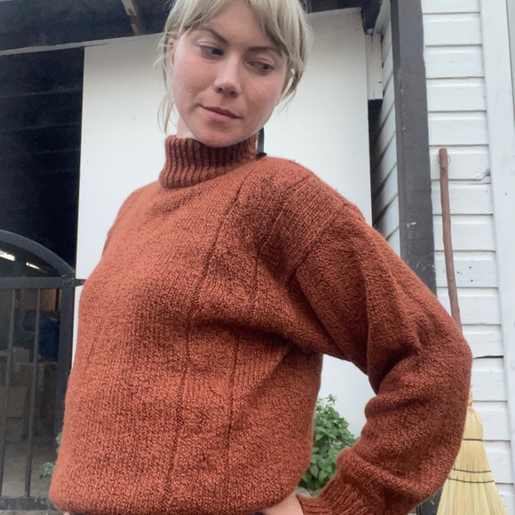 Vintage burnt orange sweater - Picture 2 of 4